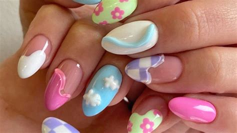 How to Do 3D Nail Art with Gel: A Detailed Guide and Insight