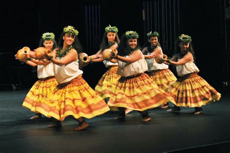 How to Hula Dance: A Guide to the Enchanting Hawaiian Dance